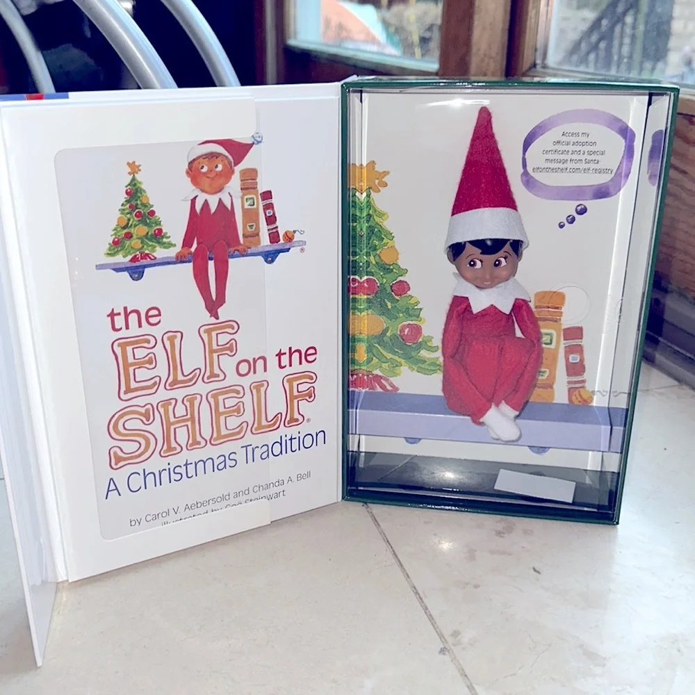 THE Elf on the Shelf - A Christmas Tradition New in Box - Picture 3 of 12